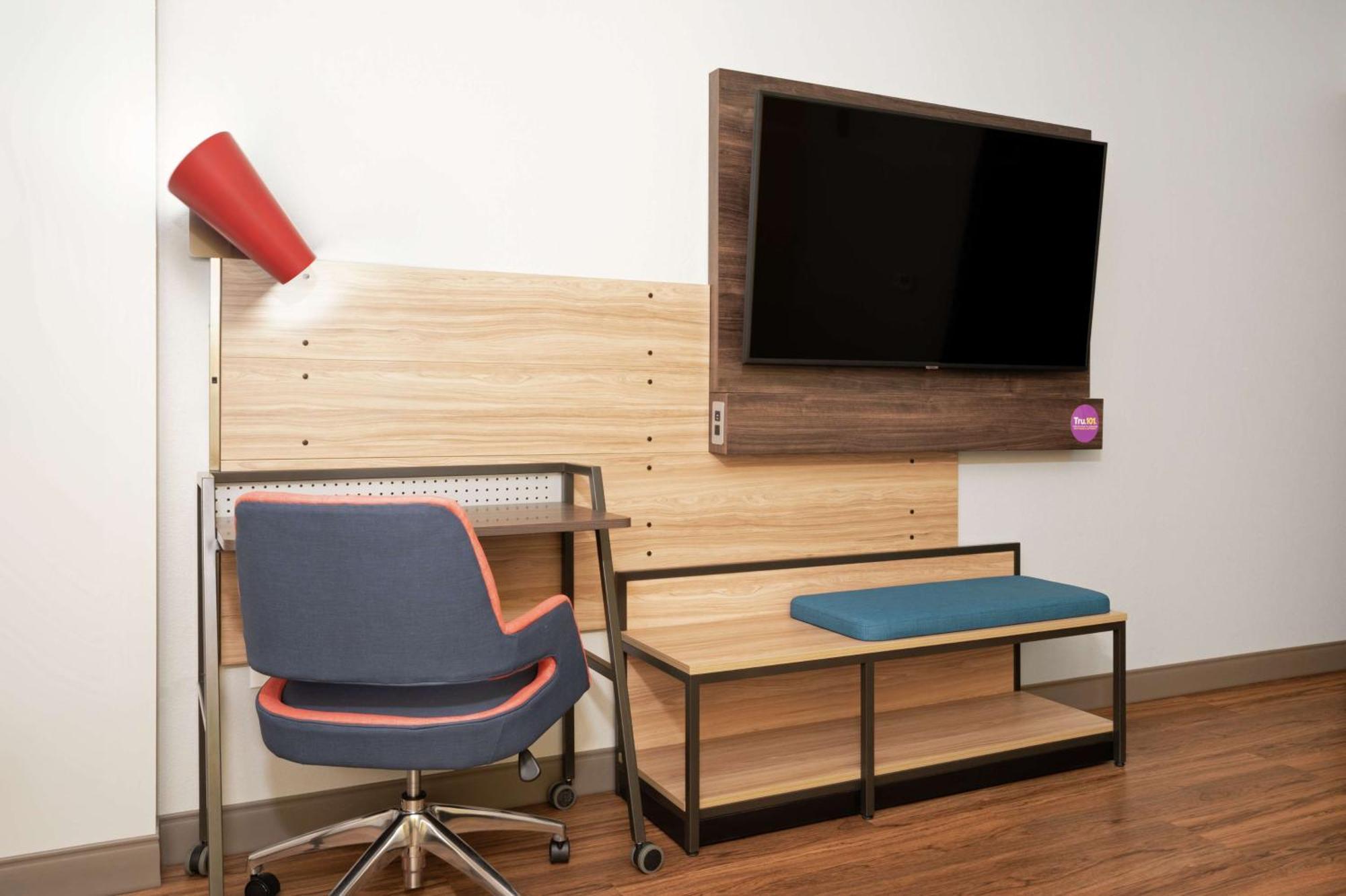 Hotel Tru By Hilton Harbor East Baltimore