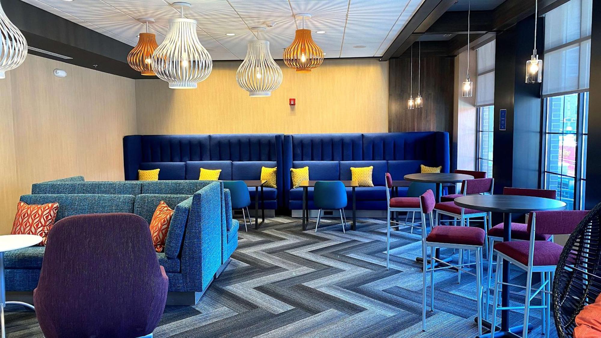 Tru By Hilton Harbor East 3*